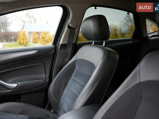 Серый Форд Мондео, объемом двигателя 1.6 л и пробегом 256 тыс. км за 8900 $, фото 14 на Automoto.ua