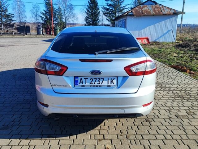 Серый Форд Мондео, объемом двигателя 2 л и пробегом 285 тыс. км за 8400 $, фото 4 на Automoto.ua