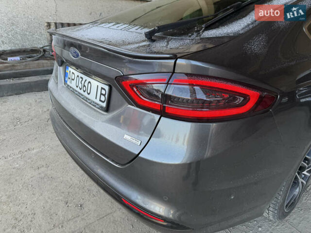 Сірий Форд Мондео, об'ємом двигуна 1.5 л та пробігом 273 тис. км за 10800 $, фото 8 на Automoto.ua