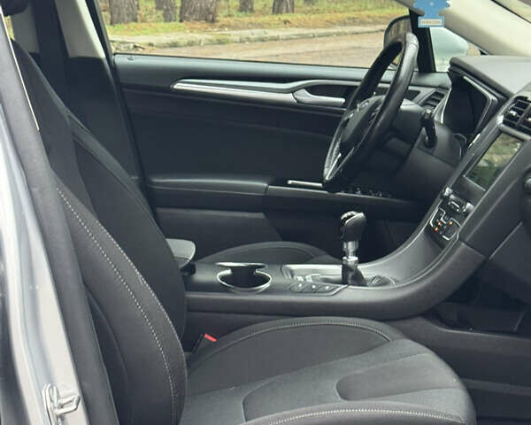 Серый Форд Мондео, объемом двигателя 1.5 л и пробегом 120 тыс. км за 12999 $, фото 39 на Automoto.ua