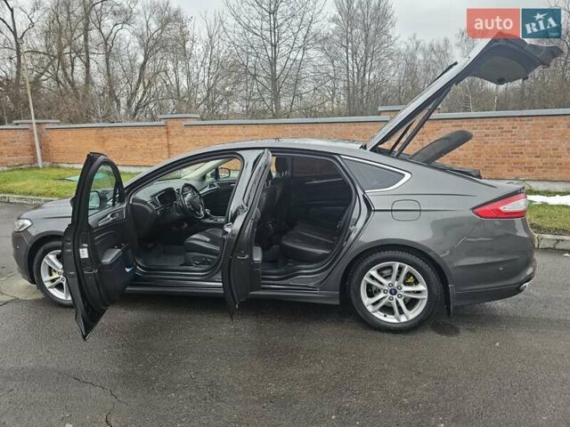 Серый Форд Мондео, объемом двигателя 2 л и пробегом 143 тыс. км за 18000 $, фото 8 на Automoto.ua