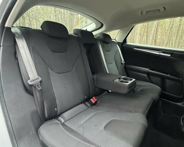 Серый Форд Мондео, объемом двигателя 1.5 л и пробегом 120 тыс. км за 12999 $, фото 36 на Automoto.ua