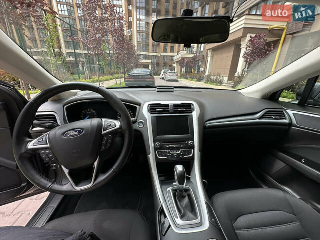 Форд Мондео 2018 в Киеве на Automoto.ua Серый Форд Мондео, объемом двигателя 2 л и пробегом 130 тыс. км за 17500 $, фото 12 на Automoto.ua