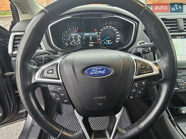 Серый Форд Мондео, объемом двигателя 2 л и пробегом 143 тыс. км за 18000 $, фото 13 на Automoto.ua