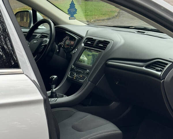 Серый Форд Мондео, объемом двигателя 1.5 л и пробегом 120 тыс. км за 12999 $, фото 38 на Automoto.ua