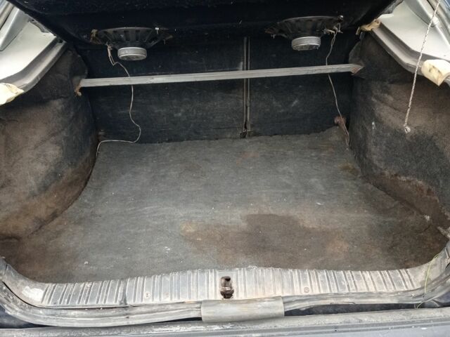 Синій Форд Мондео, об'ємом двигуна 1.8 л та пробігом 200 тис. км за 999 $, фото 8 на Automoto.ua