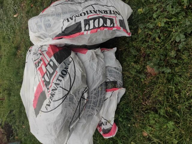 Синій Форд Мондео, об'ємом двигуна 2 л та пробігом 347 тис. км за 2300 $, фото 19 на Automoto.ua