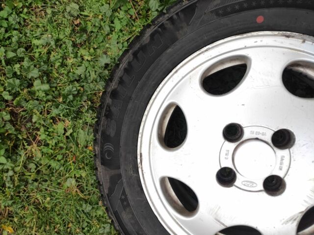 Синій Форд Мондео, об'ємом двигуна 2 л та пробігом 347 тис. км за 2300 $, фото 23 на Automoto.ua