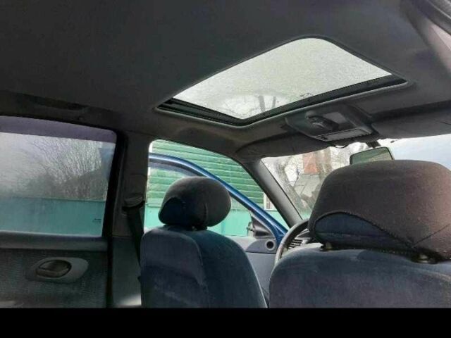 Синий Форд Мондео, объемом двигателя 1.6 л и пробегом 326 тыс. км за 850 $, фото 1 на Automoto.ua