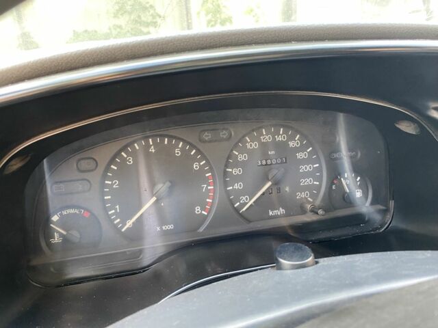 Синий Форд Мондео, объемом двигателя 1.6 л и пробегом 388 тыс. км за 1100 $, фото 4 на Automoto.ua