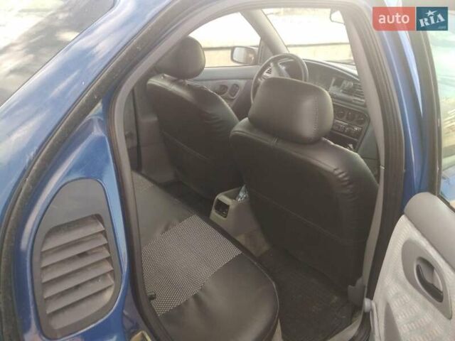 Синій Форд Мондео, об'ємом двигуна 1.6 л та пробігом 270 тис. км за 1399 $, фото 2 на Automoto.ua