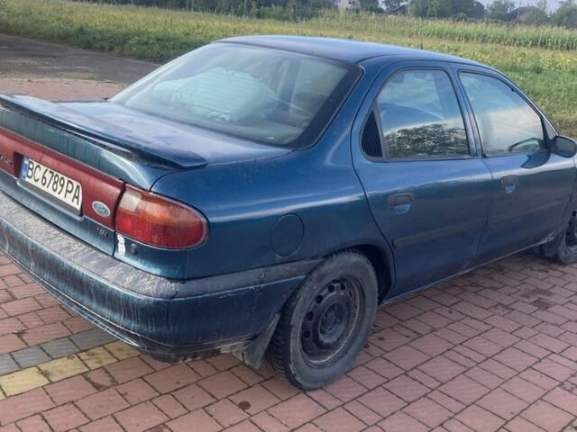 Синий Форд Мондео, объемом двигателя 1.8 л и пробегом 280 тыс. км за 1528 $, фото 4 на Automoto.ua