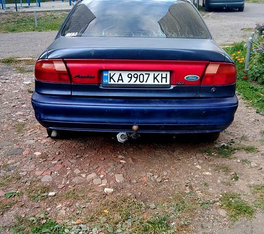 Синій Форд Мондео, об'ємом двигуна 1.8 л та пробігом 0 тис. км за 720 $, фото 1 на Automoto.ua