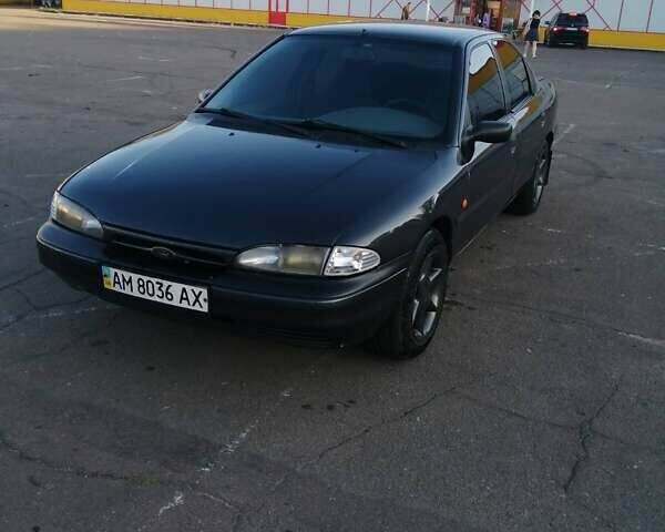 Синий Форд Мондео, объемом двигателя 1.8 л и пробегом 540 тыс. км за 1500 $, фото 6 на Automoto.ua