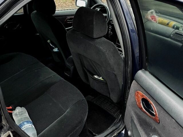 Синий Форд Мондео, объемом двигателя 1.8 л и пробегом 462 тыс. км за 1500 $, фото 6 на Automoto.ua