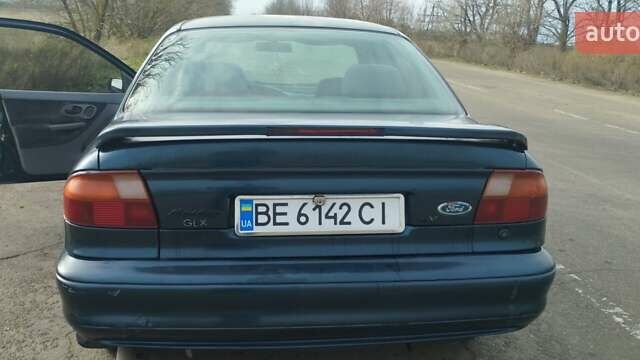 Синий Форд Мондео, объемом двигателя 1.8 л и пробегом 393 тыс. км за 1650 $, фото 3 на Automoto.ua