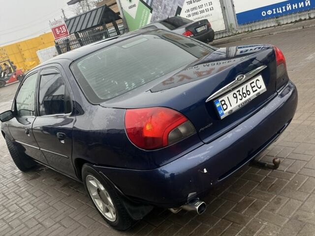 Синий Форд Мондео, объемом двигателя 2 л и пробегом 380 тыс. км за 1500 $, фото 3 на Automoto.ua