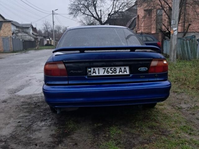 Синий Форд Мондео, объемом двигателя 1.8 л и пробегом 15 тыс. км за 1650 $, фото 4 на Automoto.ua