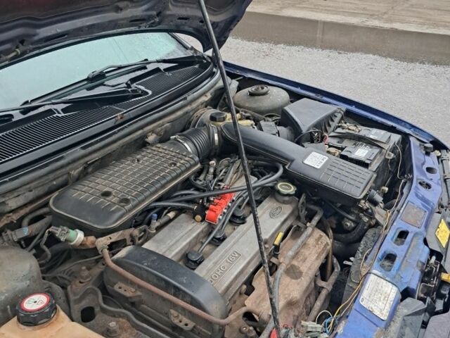 Синий Форд Мондео, объемом двигателя 1.8 л и пробегом 15 тыс. км за 1650 $, фото 9 на Automoto.ua