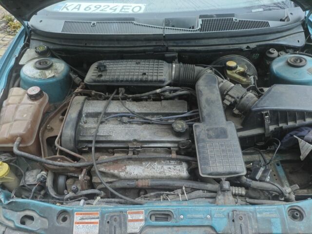 Синий Форд Мондео, объемом двигателя 2 л и пробегом 450 тыс. км за 650 $, фото 9 на Automoto.ua