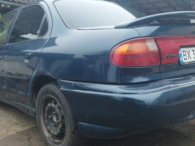 Синий Форд Мондео, объемом двигателя 2.5 л и пробегом 300 тыс. км за 800 $, фото 3 на Automoto.ua