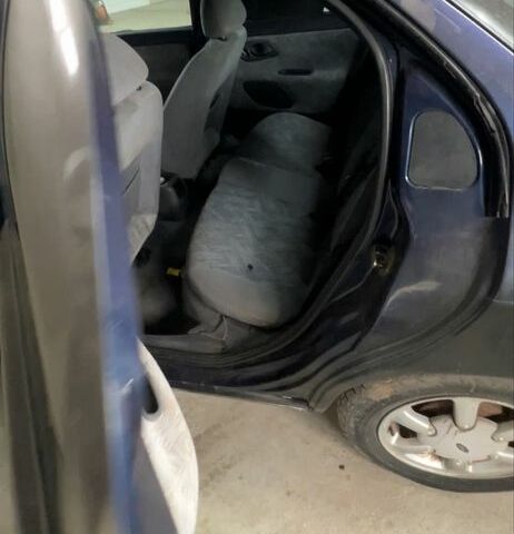 Синий Форд Мондео, объемом двигателя 0 л и пробегом 200 тыс. км за 1500 $, фото 5 на Automoto.ua