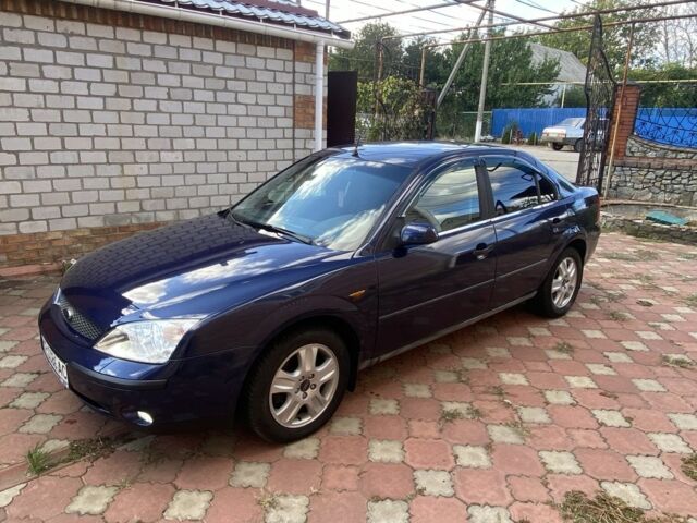 Синий Форд Мондео, объемом двигателя 2 л и пробегом 350 тыс. км за 4300 $, фото 2 на Automoto.ua