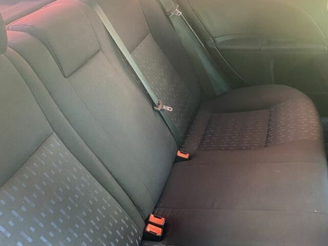 Синий Форд Мондео, объемом двигателя 2 л и пробегом 350 тыс. км за 4300 $, фото 6 на Automoto.ua