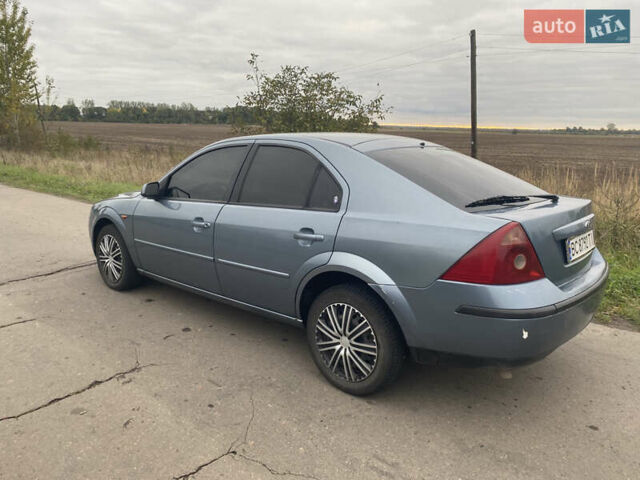 Синій Форд Мондео, об'ємом двигуна 2 л та пробігом 333 тис. км за 3000 $, фото 10 на Automoto.ua