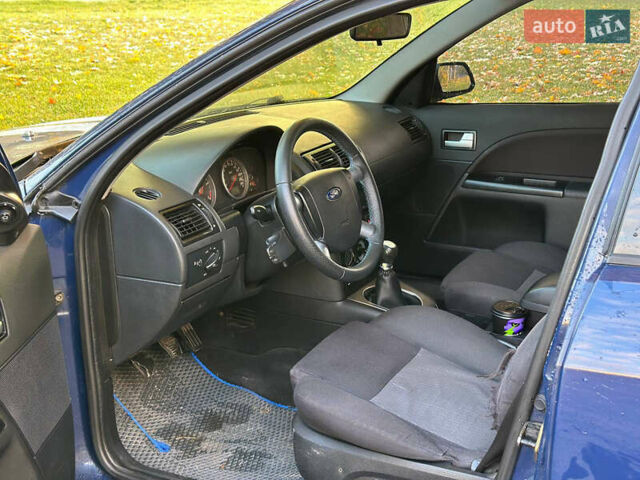 Синій Форд Мондео, об'ємом двигуна 2 л та пробігом 699 тис. км за 2700 $, фото 7 на Automoto.ua