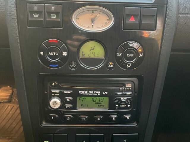 Синий Форд Мондео, объемом двигателя 2 л и пробегом 280 тыс. км за 3500 $, фото 7 на Automoto.ua