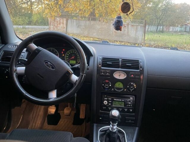 Синий Форд Мондео, объемом двигателя 2 л и пробегом 280 тыс. км за 3500 $, фото 6 на Automoto.ua