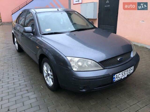 Синій Форд Мондео, об'ємом двигуна 2 л та пробігом 250 тис. км за 2350 $, фото 1 на Automoto.ua