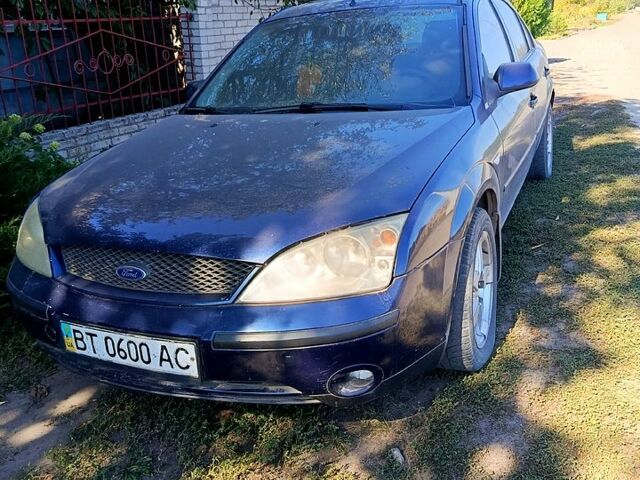 Синій Форд Мондео, об'ємом двигуна 1.8 л та пробігом 100 тис. км за 2500 $, фото 1 на Automoto.ua
