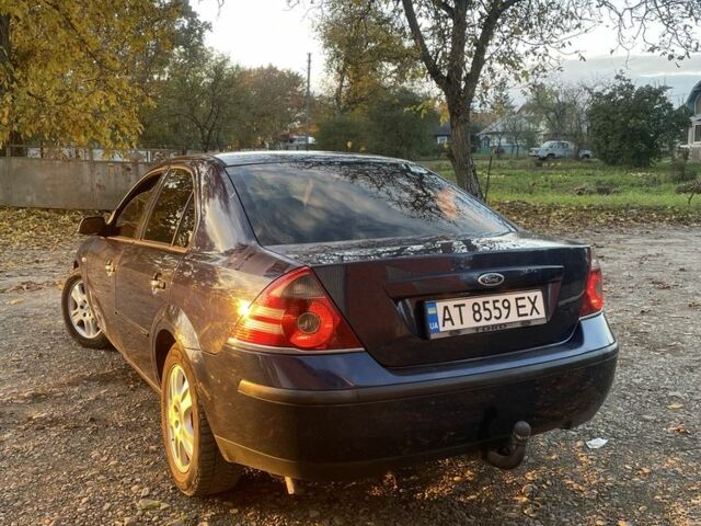 Синий Форд Мондео, объемом двигателя 2 л и пробегом 280 тыс. км за 3500 $, фото 3 на Automoto.ua