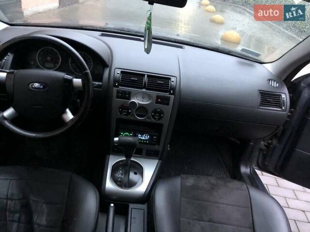 Синій Форд Мондео, об'ємом двигуна 2 л та пробігом 250 тис. км за 2350 $, фото 7 на Automoto.ua