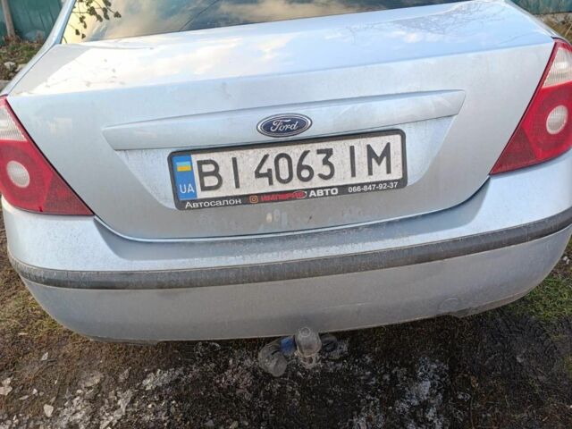 Форд Мондео 2003 в Сумах на Automoto.ua Синий Форд Мондео, объемом двигателя 2 л и пробегом 1 тыс. км за 3700 $, фото 3 на Automoto.ua