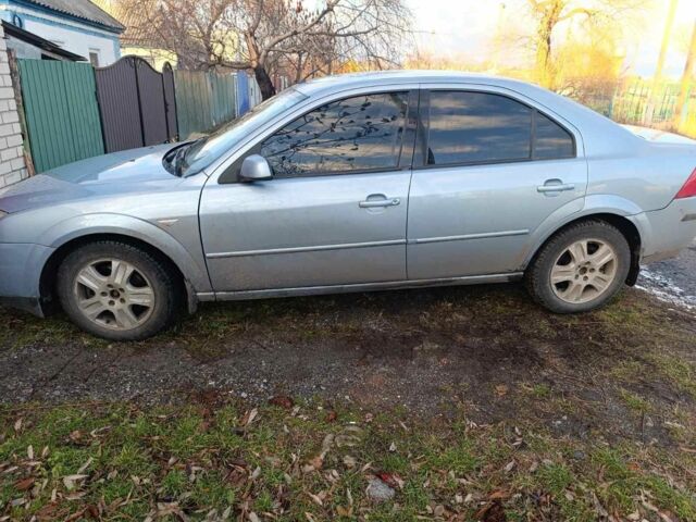 Форд Мондео 2003 в Сумах на Automoto.ua Синий Форд Мондео, объемом двигателя 2 л и пробегом 1 тыс. км за 3700 $, фото 2 на Automoto.ua