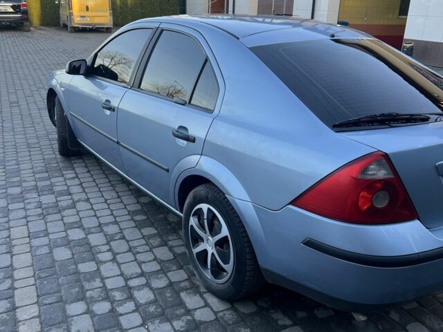 Синій Форд Мондео, об'ємом двигуна 1.8 л та пробігом 321 тис. км за 3500 $, фото 6 на Automoto.ua