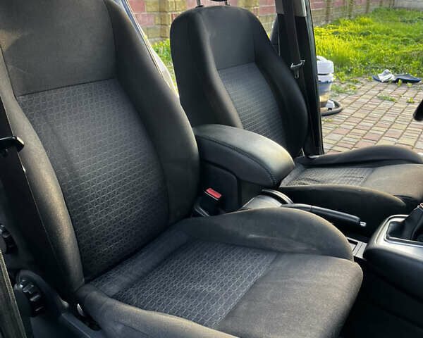 Синий Форд Мондео, объемом двигателя 1.99 л и пробегом 377 тыс. км за 3500 $, фото 14 на Automoto.ua