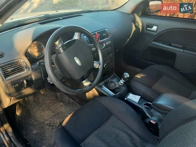 Форд Мондео 2004 в Мироновке на Automoto.ua Синий Форд Мондео, объемом двигателя 2 л и пробегом 260 тыс. км за 2700 $, фото 1 на Automoto.ua