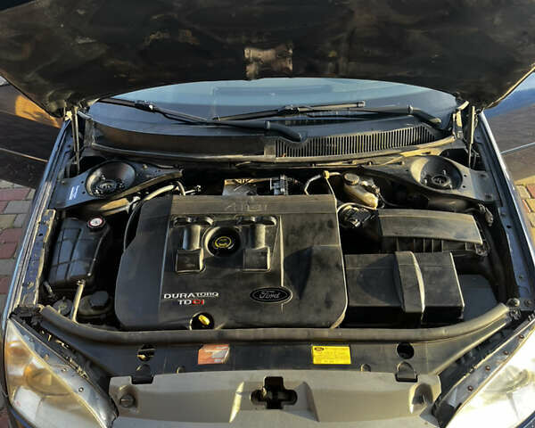 Синий Форд Мондео, объемом двигателя 1.99 л и пробегом 377 тыс. км за 3500 $, фото 10 на Automoto.ua