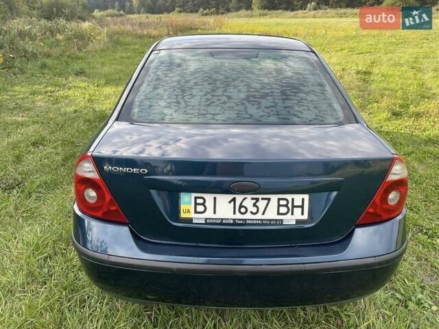 Синій Форд Мондео, об'ємом двигуна 1.8 л та пробігом 200 тис. км за 3200 $, фото 3 на Automoto.ua
