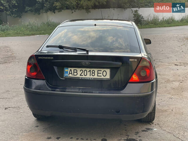Синий Форд Мондео, объемом двигателя 2 л и пробегом 377 тыс. км за 2200 $, фото 4 на Automoto.ua