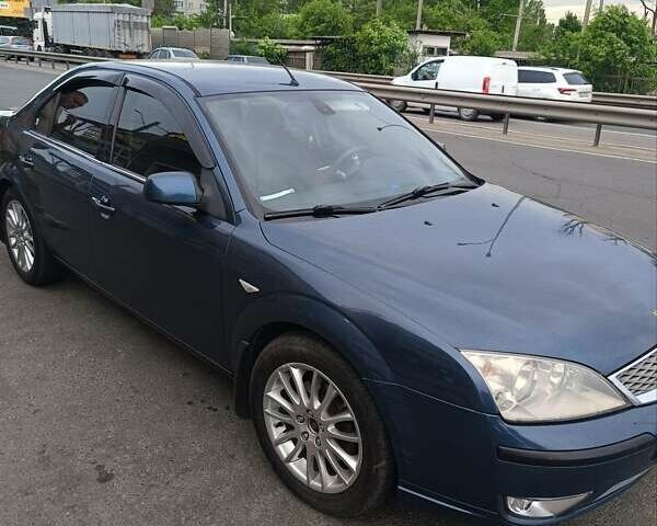 Синий Форд Мондео, объемом двигателя 2 л и пробегом 200 тыс. км за 5200 $, фото 13 на Automoto.ua