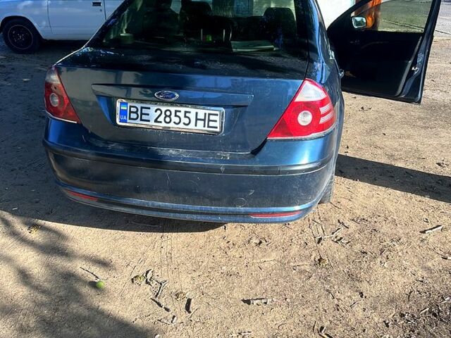 Синий Форд Мондео, объемом двигателя 2 л и пробегом 223 тыс. км за 4500 $, фото 2 на Automoto.ua