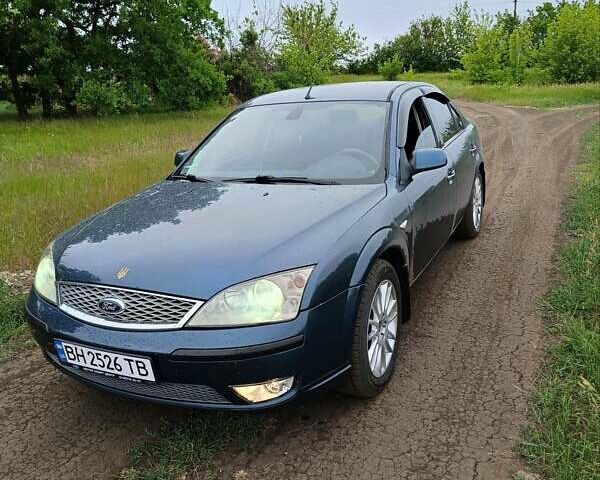 Синий Форд Мондео, объемом двигателя 2 л и пробегом 200 тыс. км за 5200 $, фото 12 на Automoto.ua