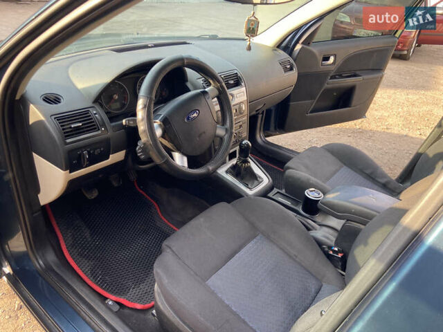 Синий Форд Мондео, объемом двигателя 2 л и пробегом 135 тыс. км за 4900 $, фото 22 на Automoto.ua