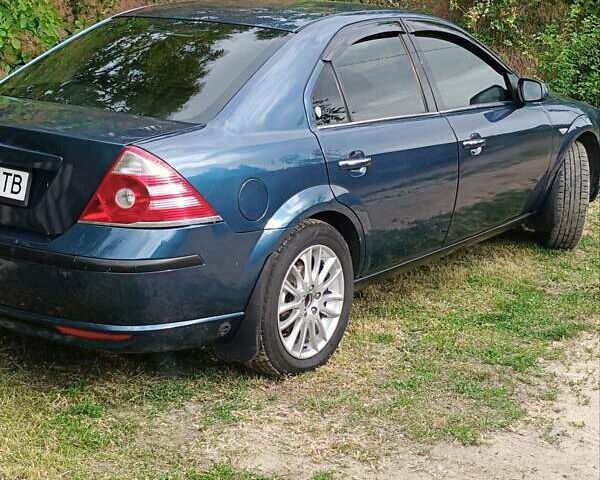 Синий Форд Мондео, объемом двигателя 2 л и пробегом 200 тыс. км за 5200 $, фото 11 на Automoto.ua
