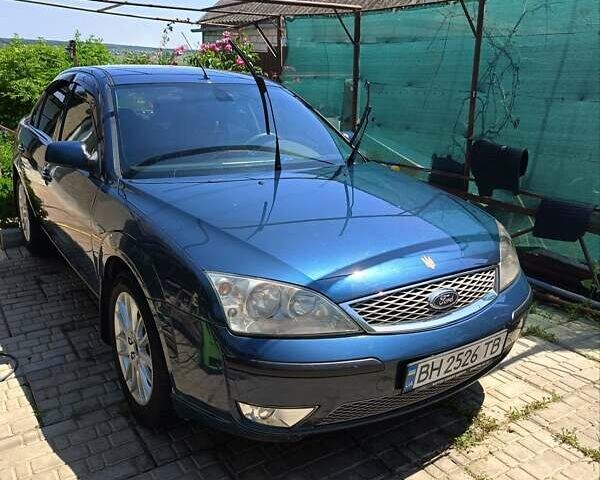 Синий Форд Мондео, объемом двигателя 2 л и пробегом 200 тыс. км за 5200 $, фото 2 на Automoto.ua